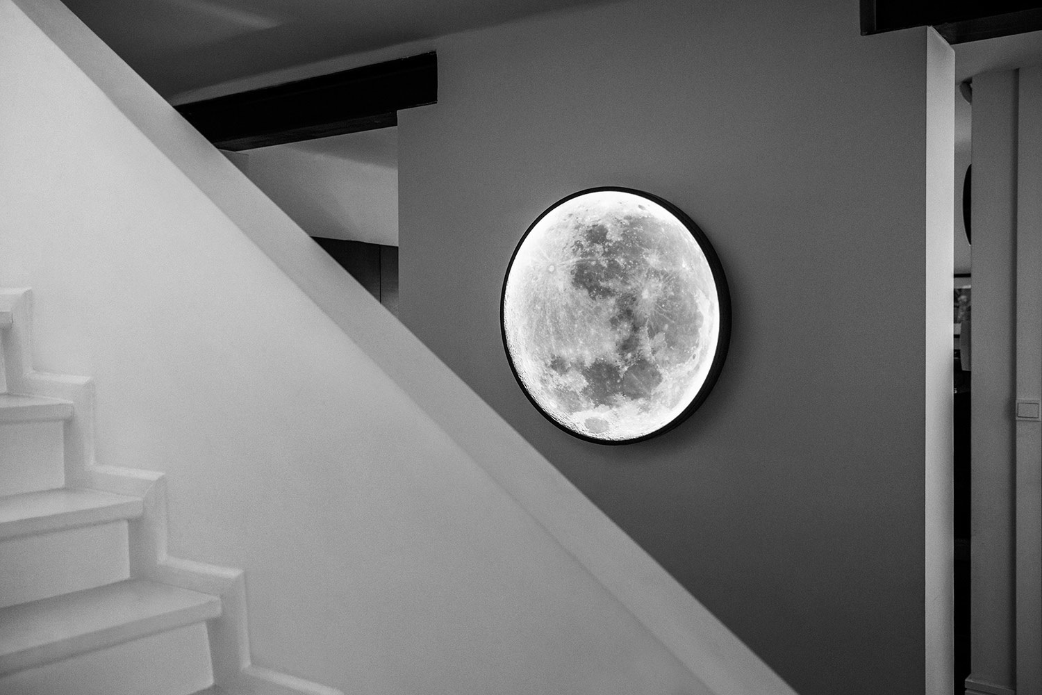 Room Service Moon 120cm
